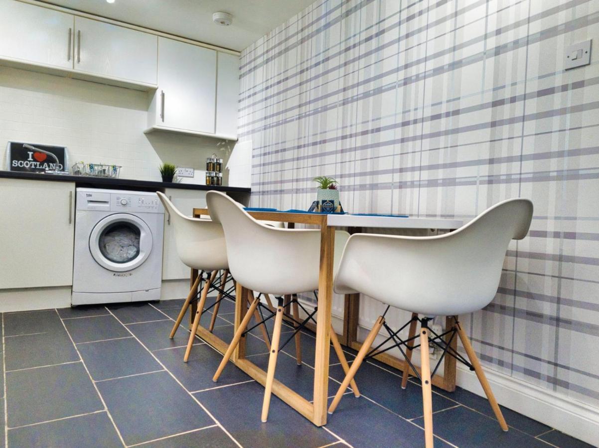 The Heathers - Near Beach & Free Golf Bag & Clubs. Apartment Maybole Bagian luar foto