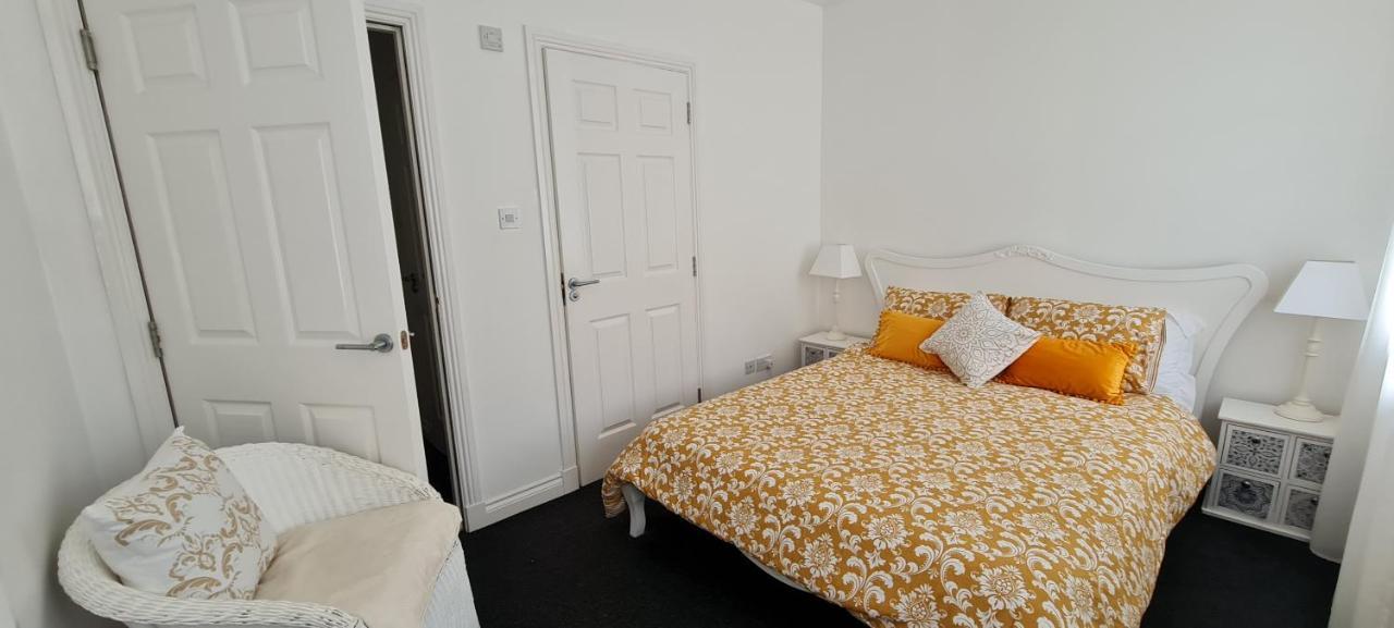 The Heathers - Near Beach & Free Golf Bag & Clubs. Apartment Maybole Bagian luar foto